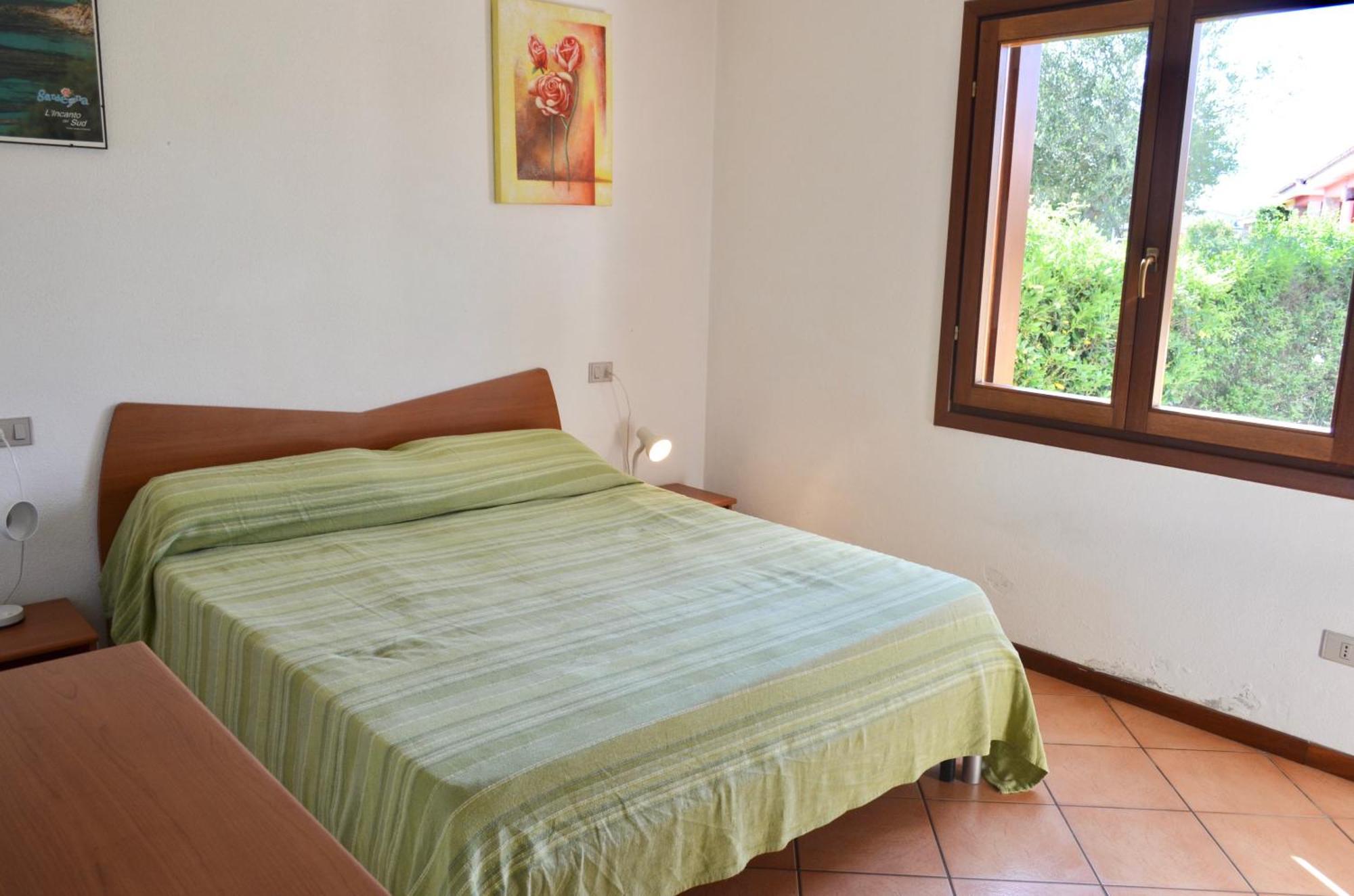 Iss Travel, Ambra Apartments - 800 M From La Cinta Beach サン・テオドーロ エクステリア 写真